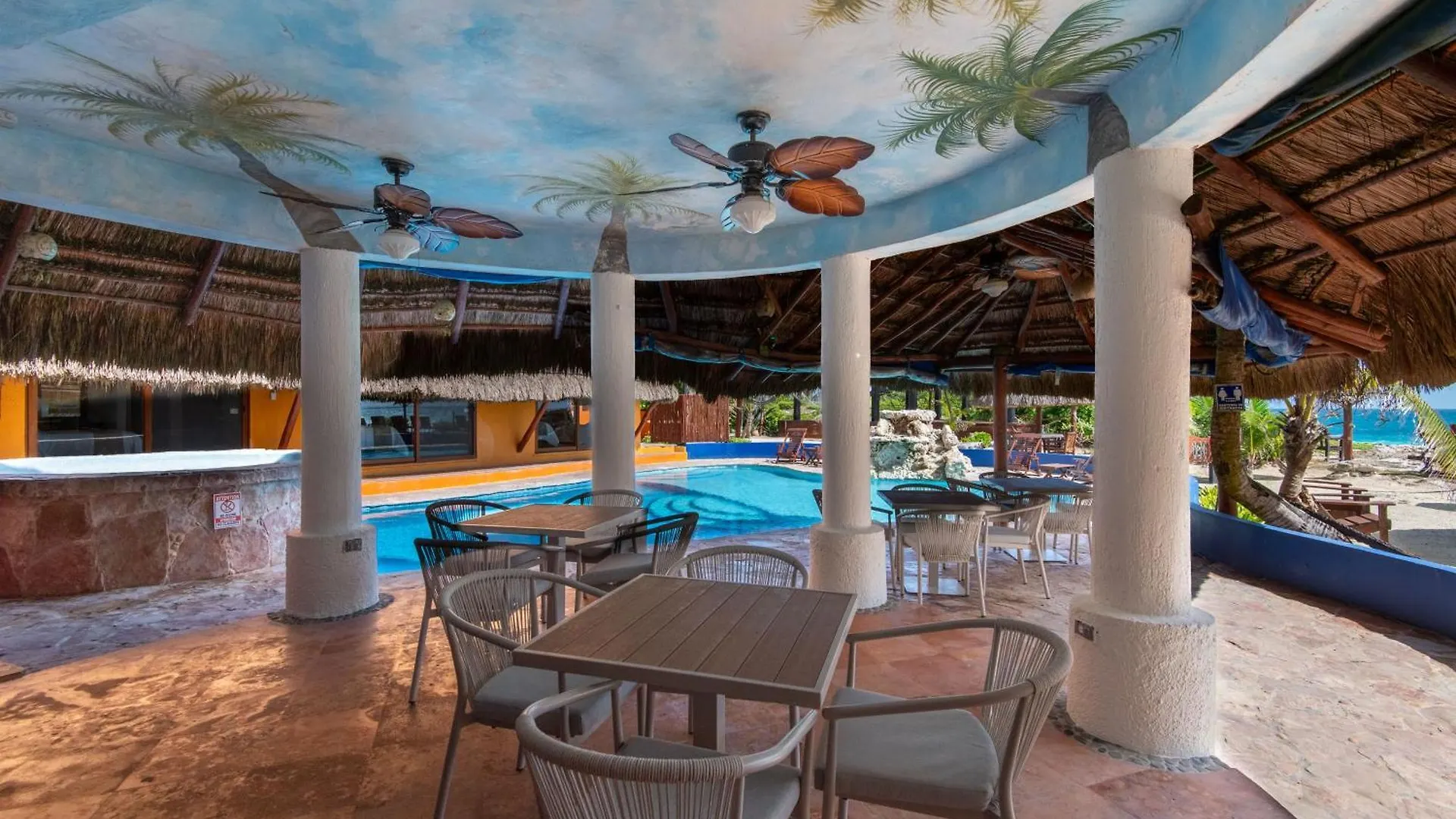 Konukevi Bella Mar, Oceanfront Escape Otel Isla Mujeres