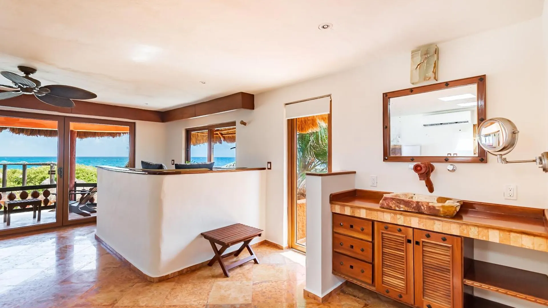 בית הארחה מלון איסלה מוחרס Bella Mar, Oceanfront Escape